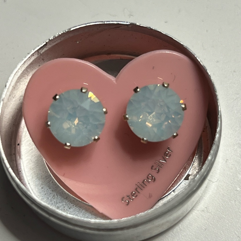 JoJo opal earring